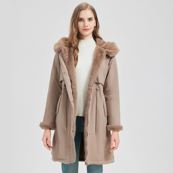 Elegant and warm women's parka with removable faux fur collar and practical lace details Lune London