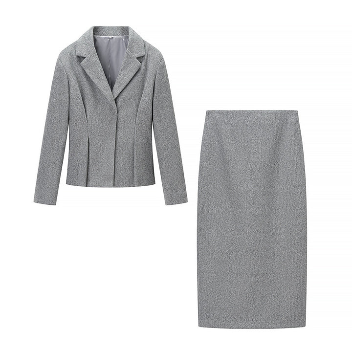 Costume femme au design élégant avec blazer ajusté et jupe crayon Chic & Stil