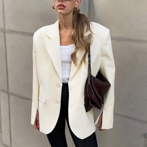 Oversized blazer jacket for women with a modern cut Lune London
