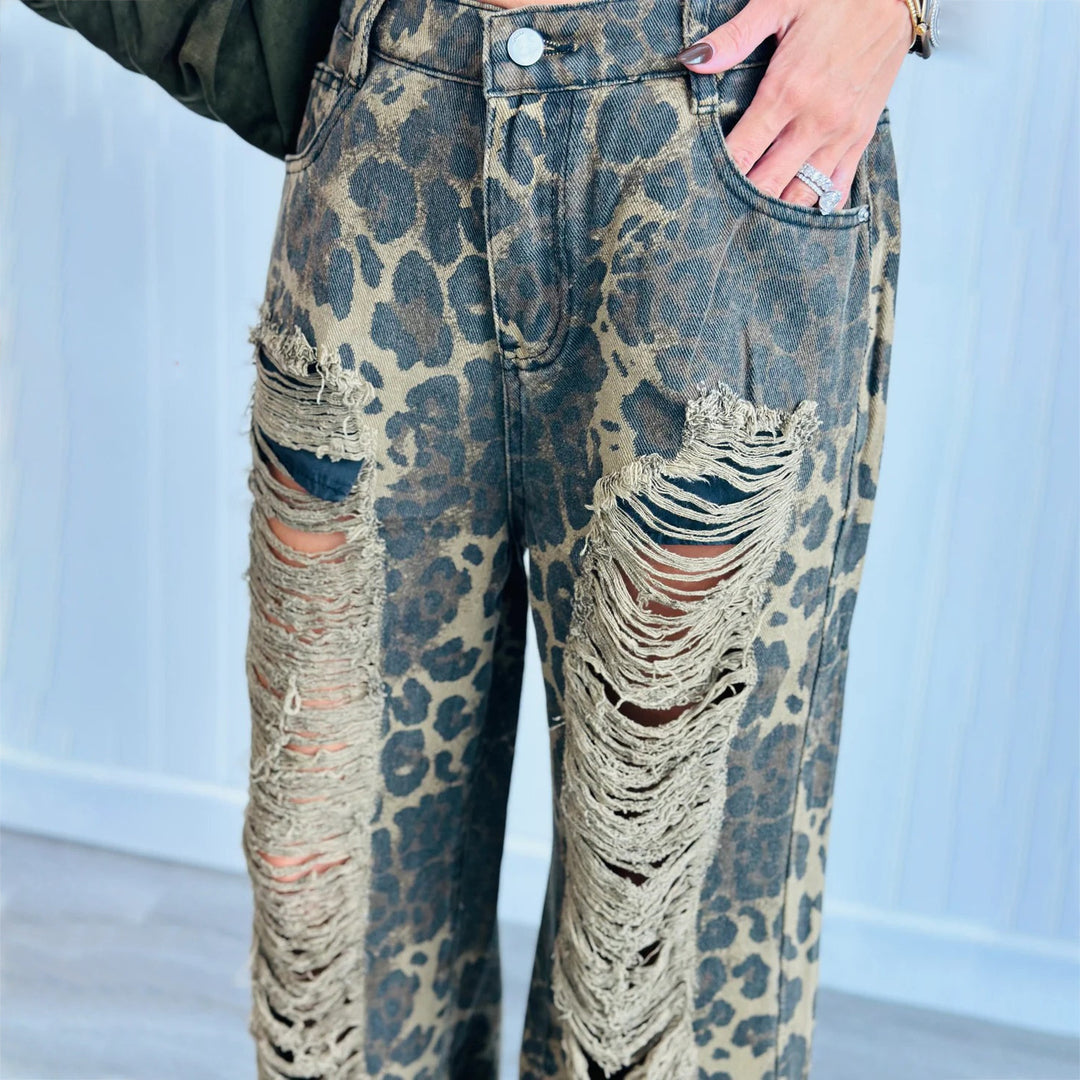 Women's wide lion print jeans with frayed details Lune London