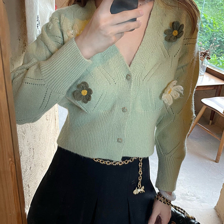 Gilet femme avec appliqués floraux et élégant décolleté en V Chic & Stil