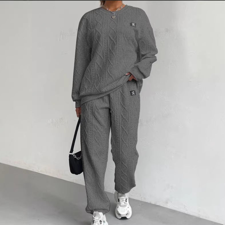 Costume en tricot pour femmes avec design texturé et coupe confortable Chic & Stil