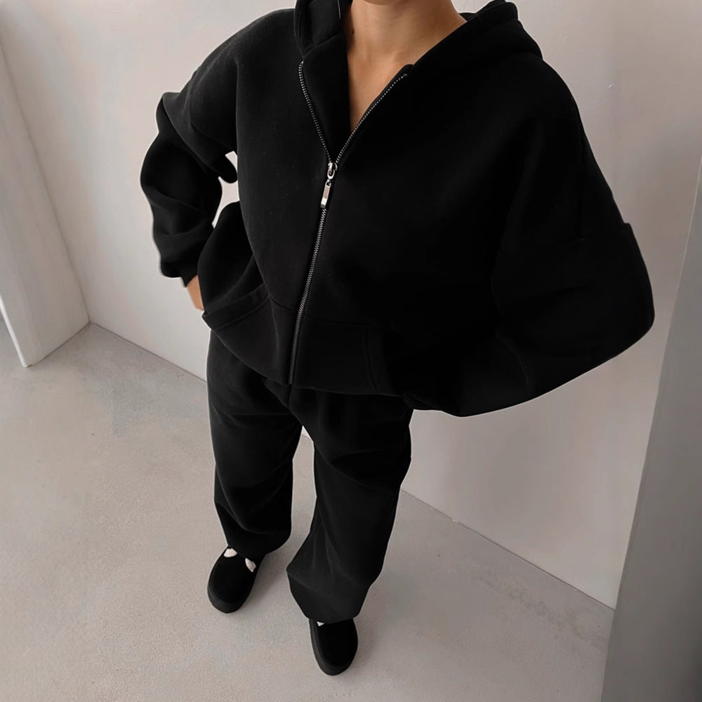 Women's Casual Fleece Tracksuit with High Collar and Loose Fit Chic & Stil