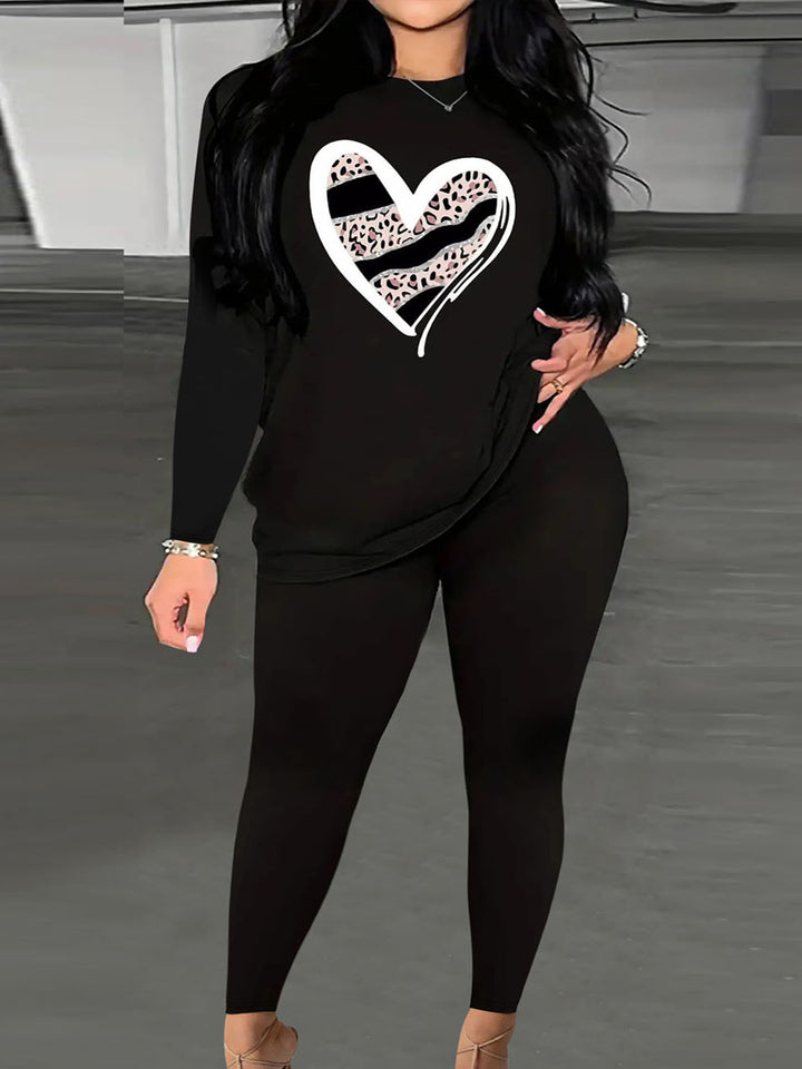 Ladies Casual Sweatshirt with Original Bear Design Lune London