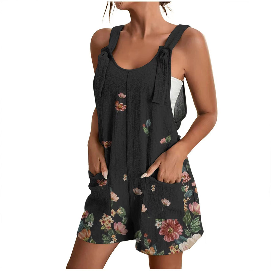 Casual jumpsuit for women with a floral design and practical pockets Lune London