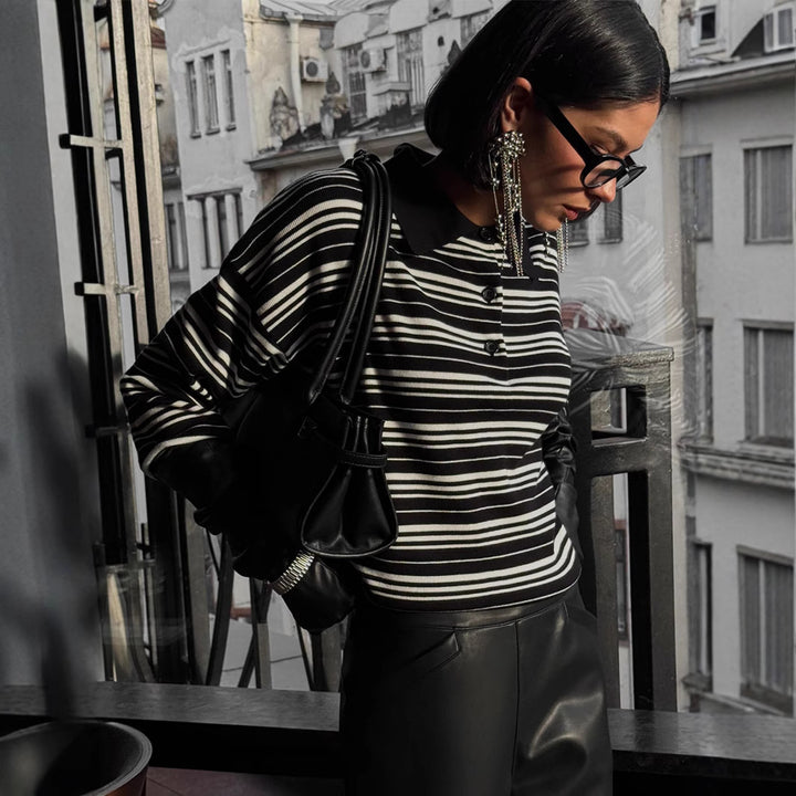 Cardigan rayé pour femme avec une coupe décontractée Chic & Stil
