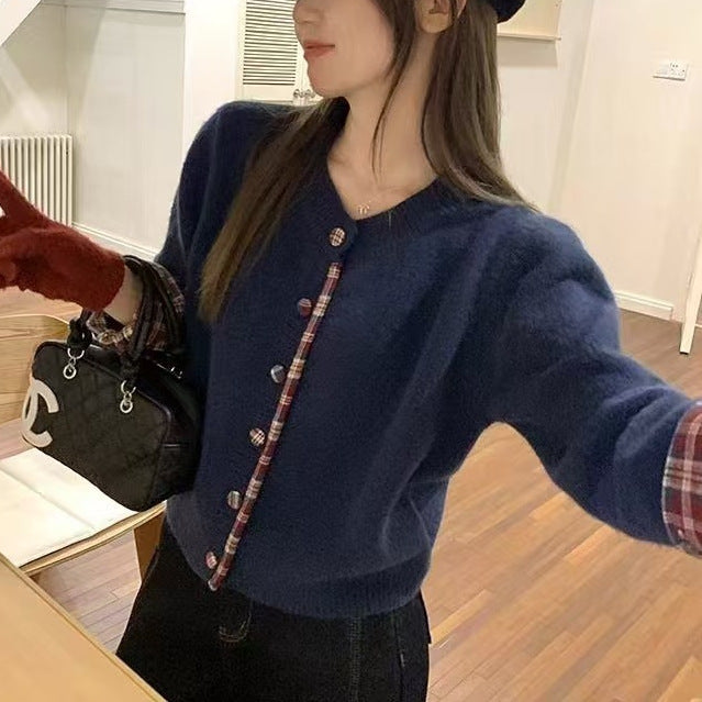 Cardigan pour femmes avec un design de boutons créatif et un doublure contrastante Chic & Stil
