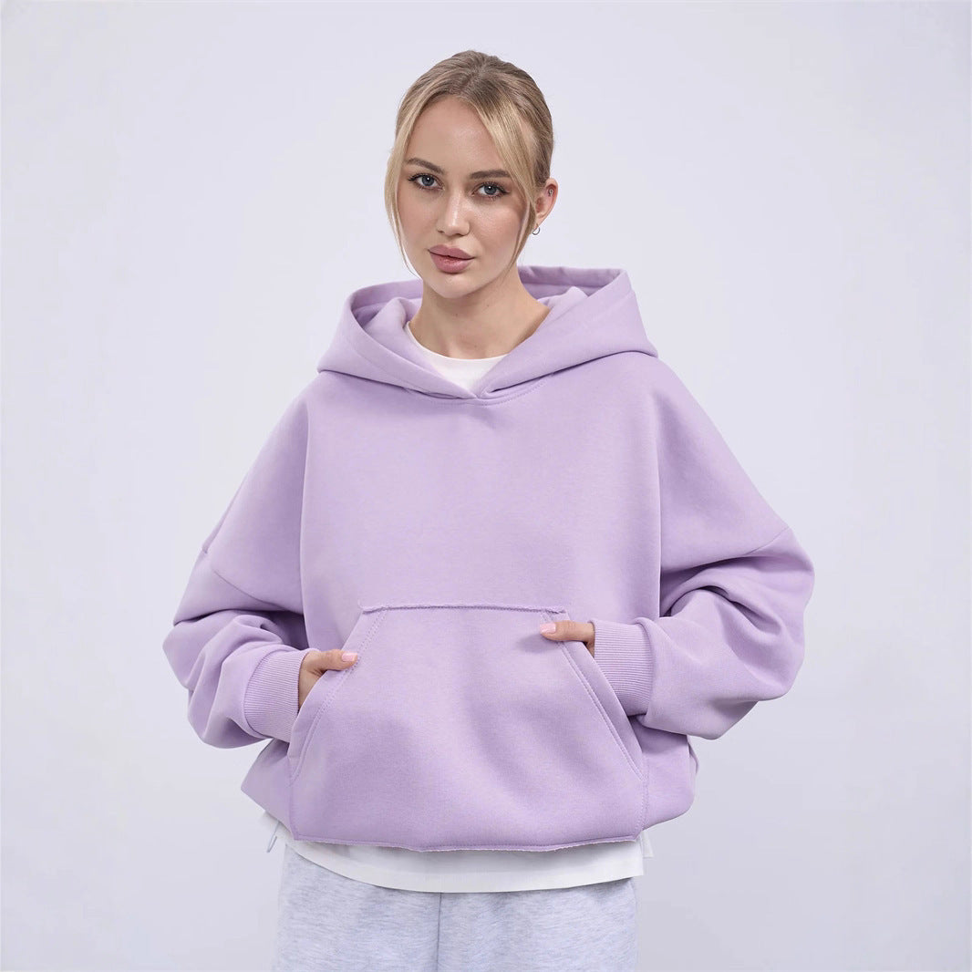 Women's oversized hoodie with kangaroo pocket and elastic cuffs
