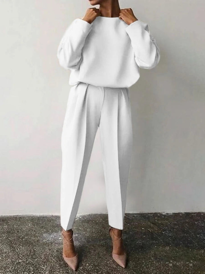 Women Casual Two-Piece Set with Loose Fit and Stylish Details Lune London