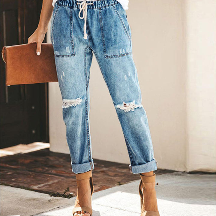 Lady ripped jeans with elastic waist and casual style Lune London