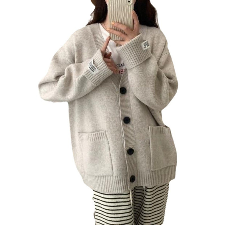 Cardigan Femme Confortable avec Décolleté en V Profond et Grandes Poches Chic & Stil