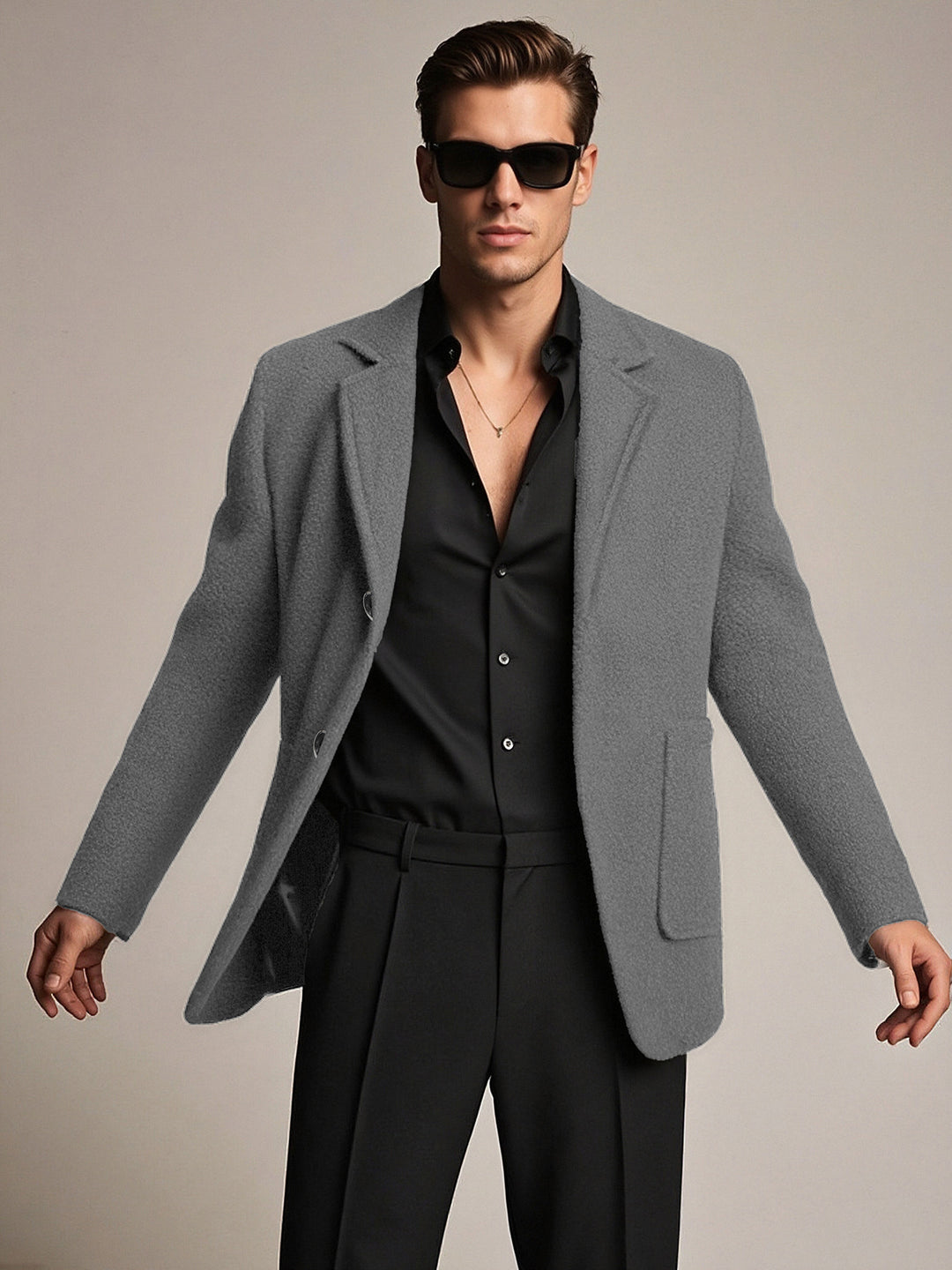 Elegant structured blazer for men with practical pockets Lune London
