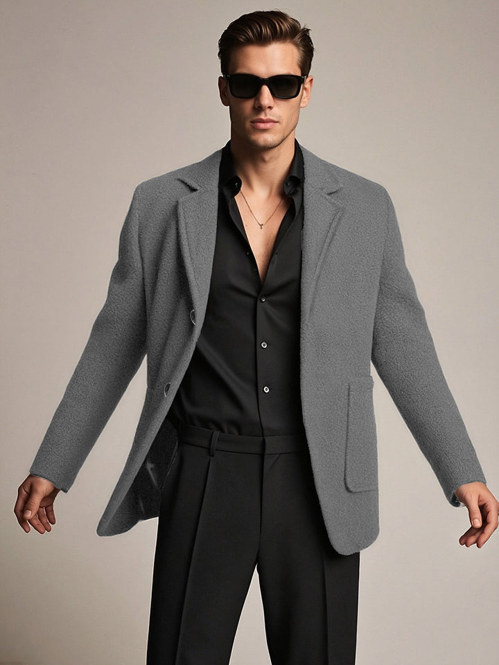 Elegant structured blazer for men with practical pockets Lune London