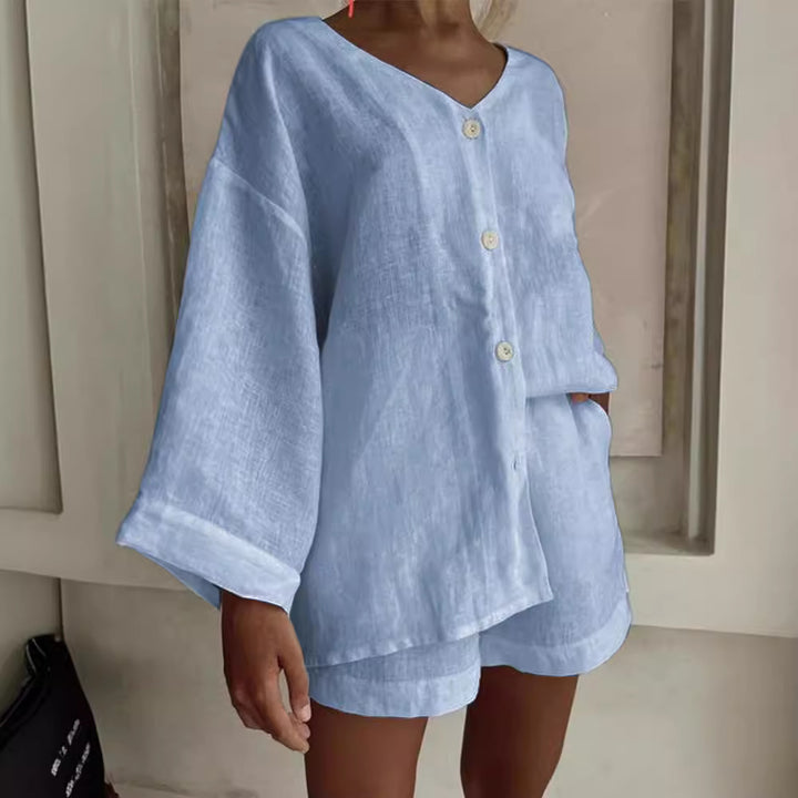 Casual women's outfit with a loose top and shorts Lune London