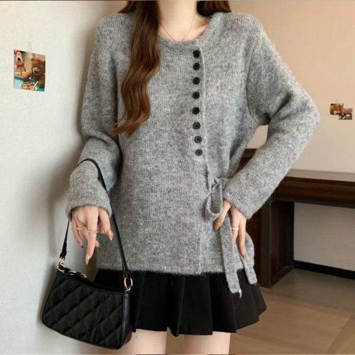 Cardigan pour femmes avec lien sur le côté et détails de boutons Chic & Stil