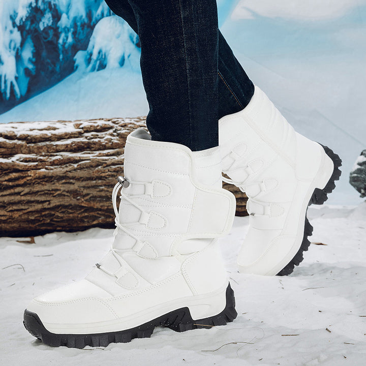 Winter boots for women with insulated lining and profile anti-slip sole Lune London