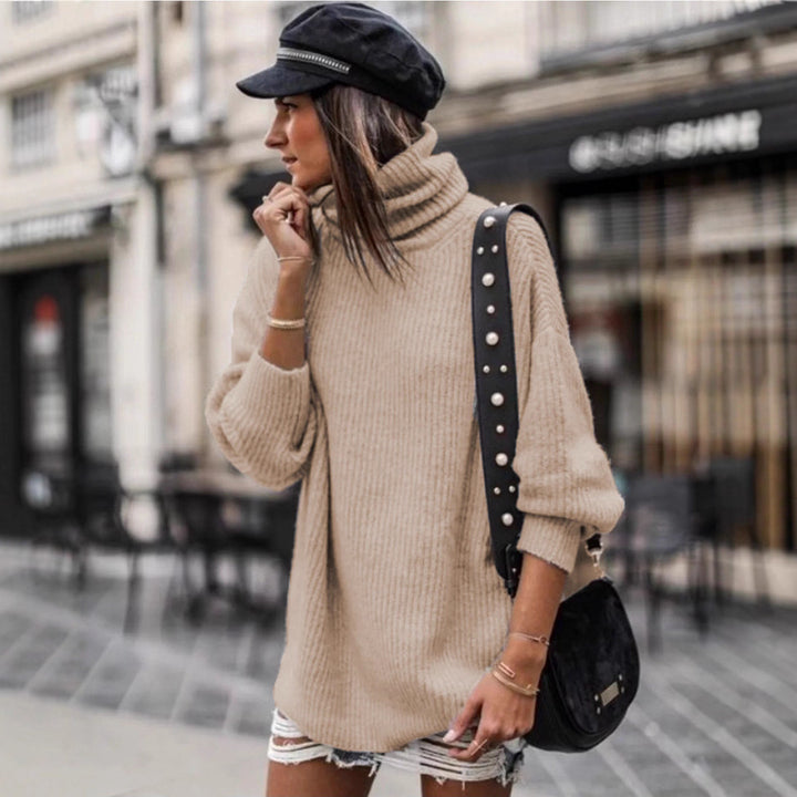 Sweater women with high collar and large knit pattern Lune London
