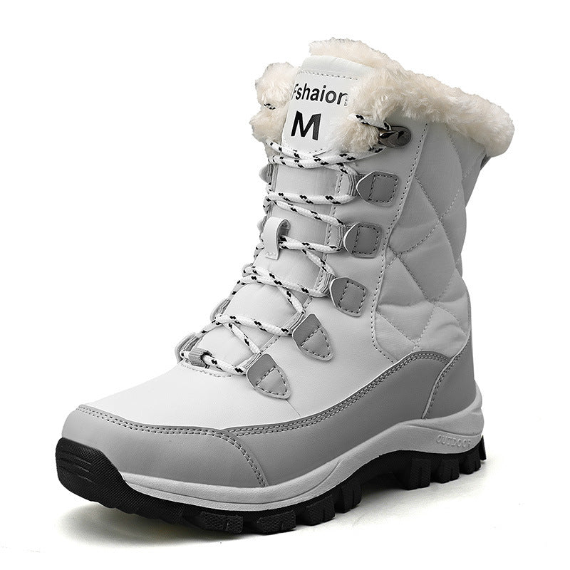 Winter boots for women with insulating lining and non-slip sole Lune London