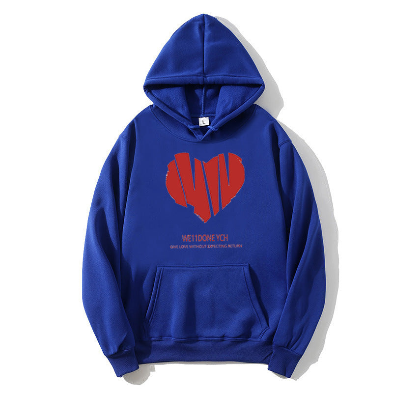 Women's hoodie with creative heart design and stylish lettering Chic & Stil