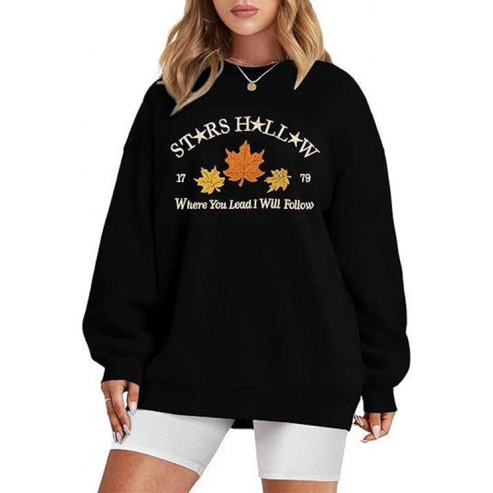 Sweat-shirt pour femmes avec une coupe décontractée et un motif automnal décoratif Chic & Stil