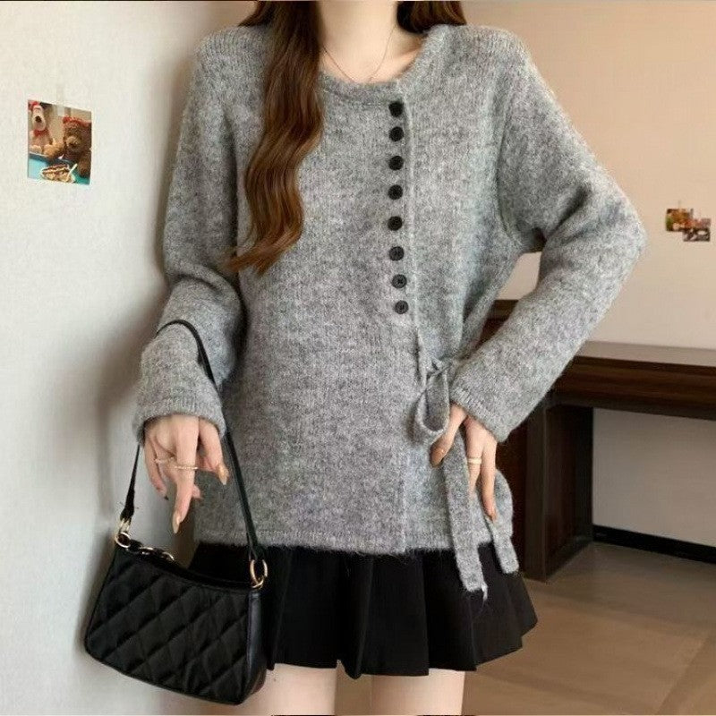 Cardigan pour femmes avec lien sur le côté et détails de boutons Chic & Stil