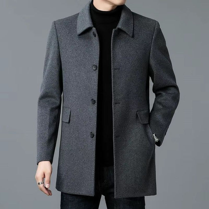 Elegant wool coat for men with textured fabric and classic cut Lune London