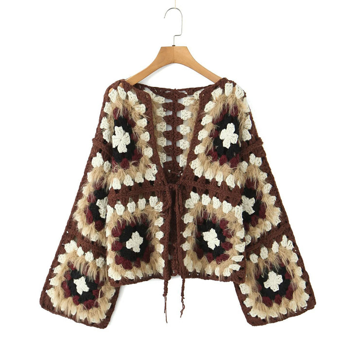 Casual cardigan for women with a colorful Granny square pattern and zipper Lune London