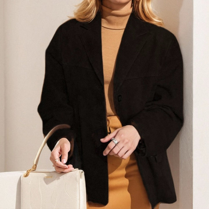 Oversized suede blazer for women with chic and stylish details