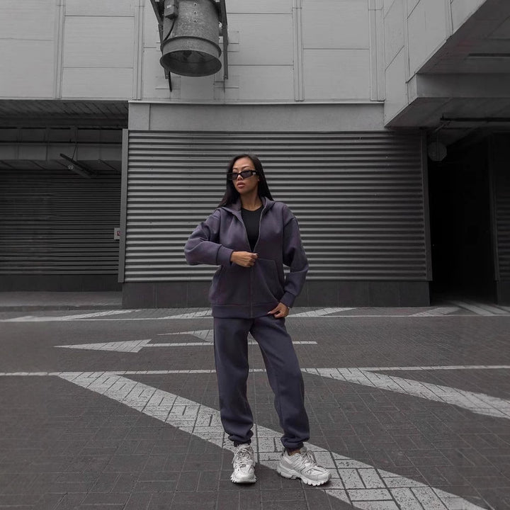 Women's sports set consisting of a hoodie and jogger pants Lune London