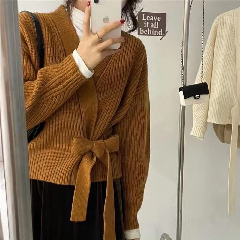 Women's wrap jacket with wide sleeves and a knot at the waist Lune London