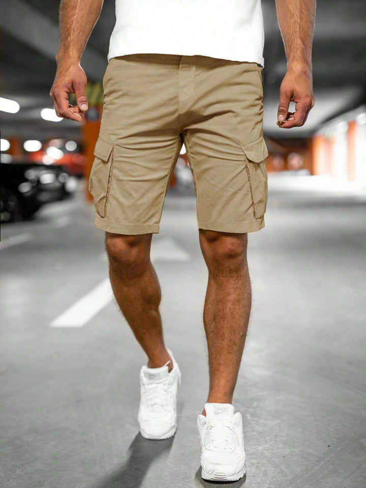Multifunctional cargo shorts for men with practical side pockets Lune London