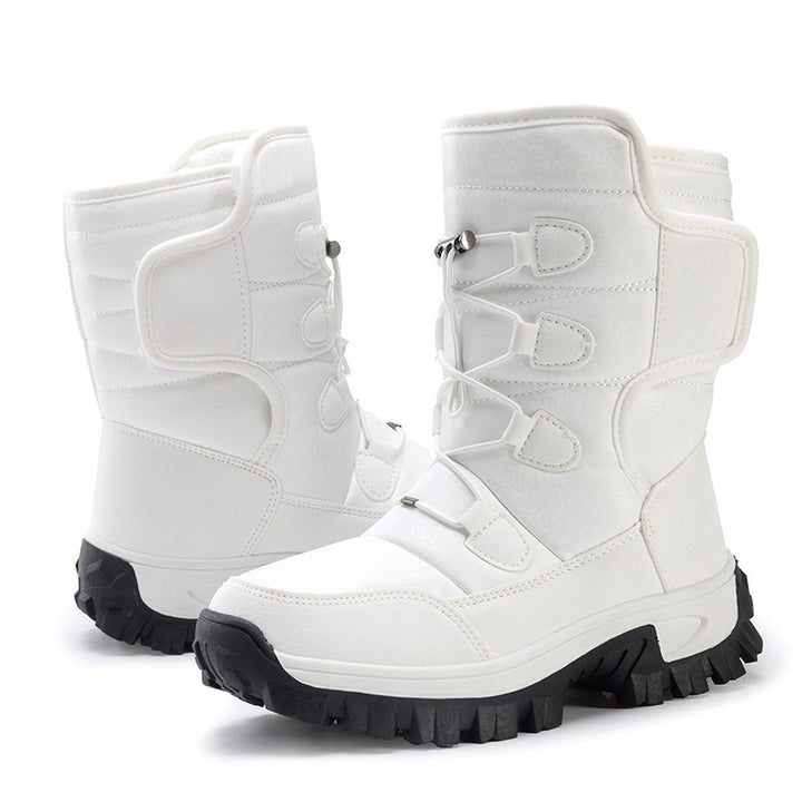 Winter boots for women with insulated lining and profile anti-slip sole Lune London