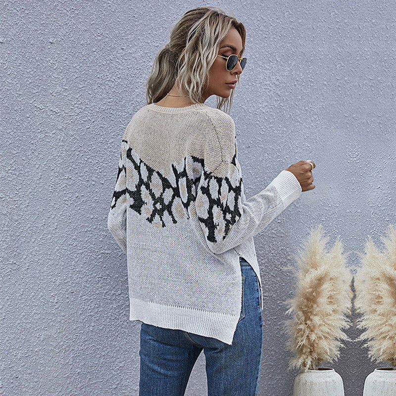 Casual knitted sweater for women with trendy pattern and wide sleeves Lune London