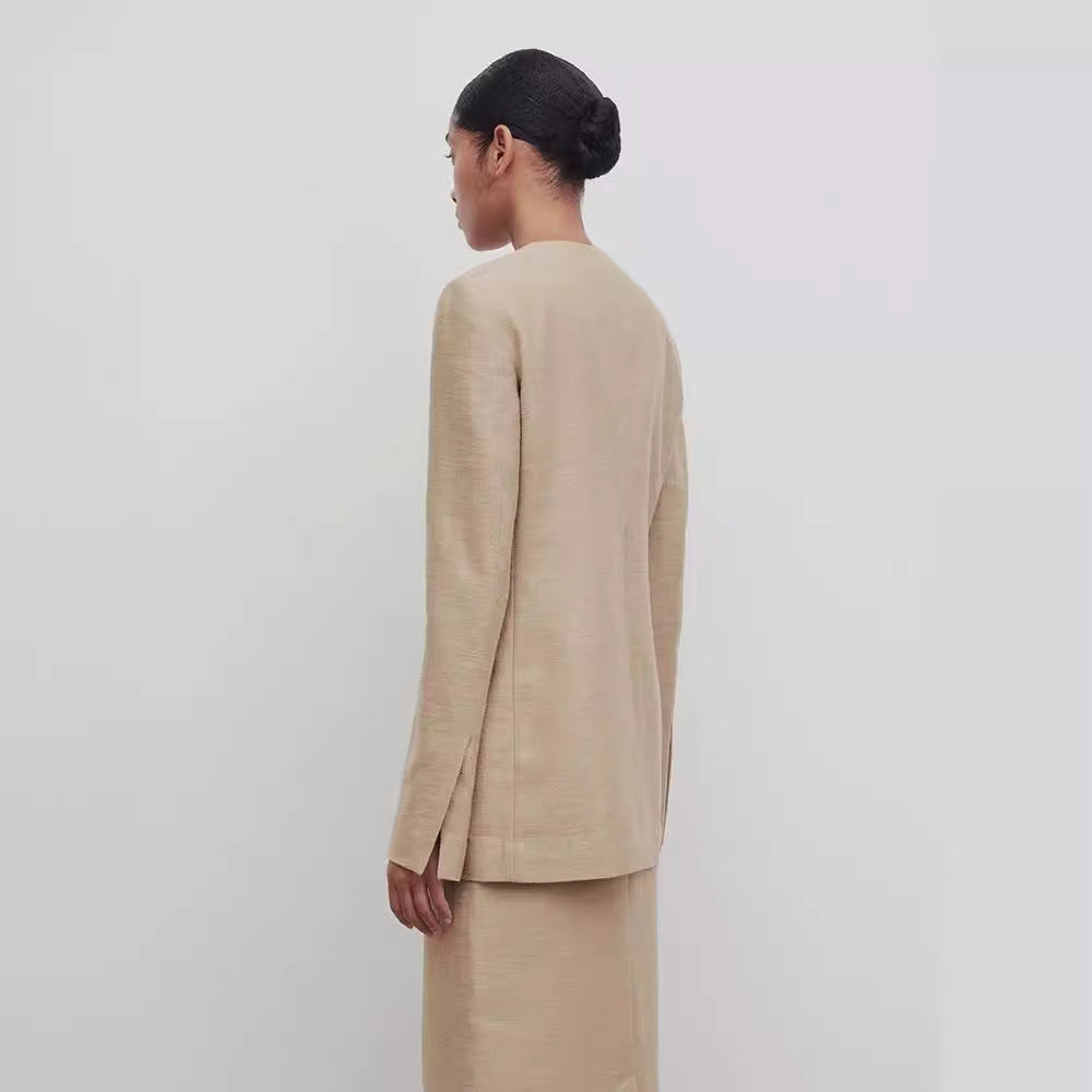 Blazer Élégant et Structuré pour Femmes avec Patte de Boutonnage Minimaliste Chic & Stil