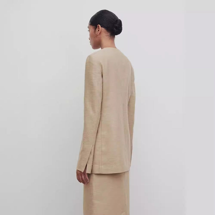 Blazer Élégant et Structuré pour Femmes avec Patte de Boutonnage Minimaliste Chic & Stil