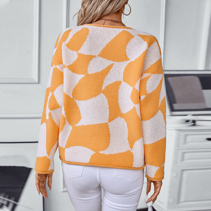 Knitted sweater for women with modern pattern and casual fit Lune London