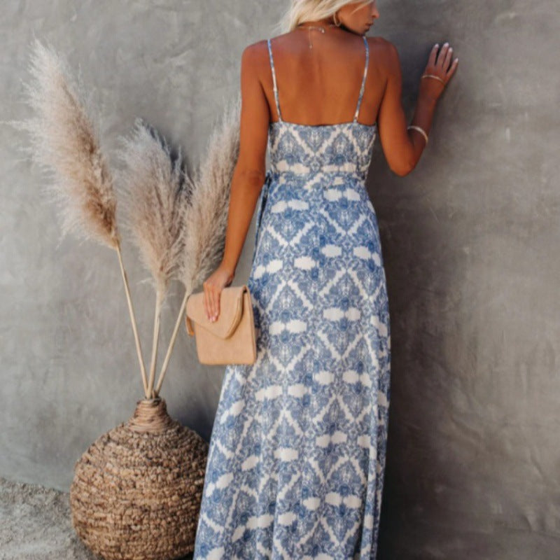 Robe maxi pour dames avec un ourlet flottant et une fente élégante Chic & Stil