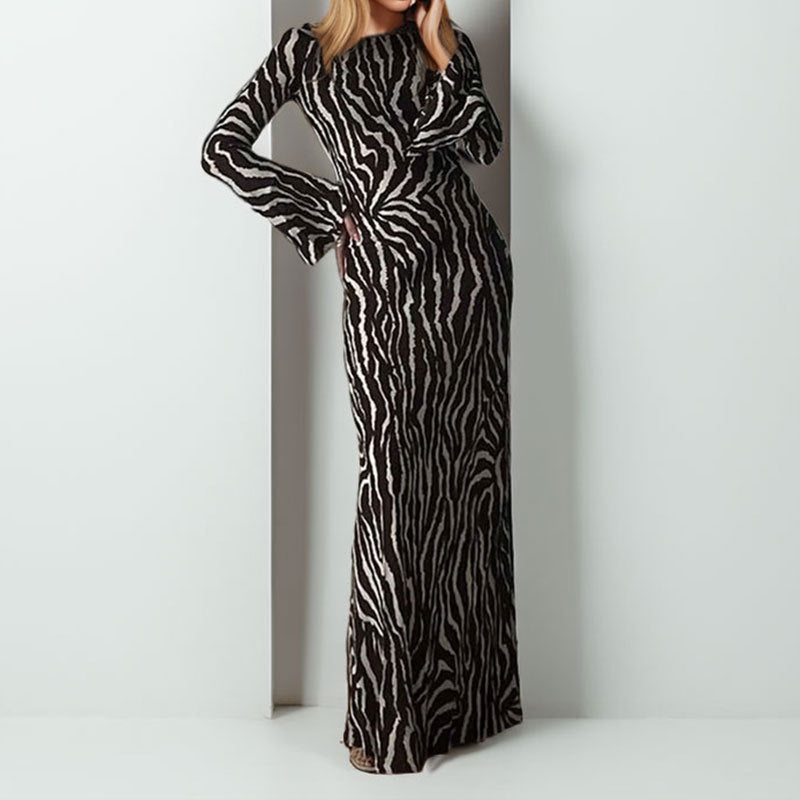 Robe Maxi Longue pour Femmes avec Imprimé Animal et Tissu Scintillant Chic & Stil