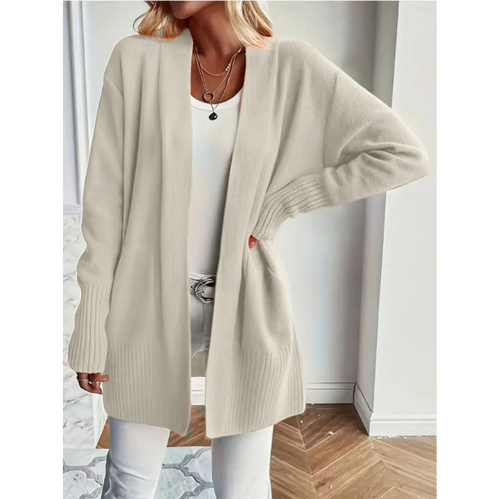 Lune London | Women's Long Knit Cardigan with Practical Pockets and Elegant V-Neck