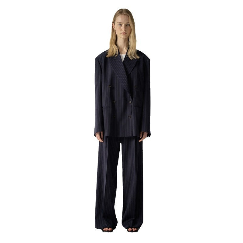 Pantalons en tissu élégants pour femmes avec des jambes larges et des rayures Chic & Stil