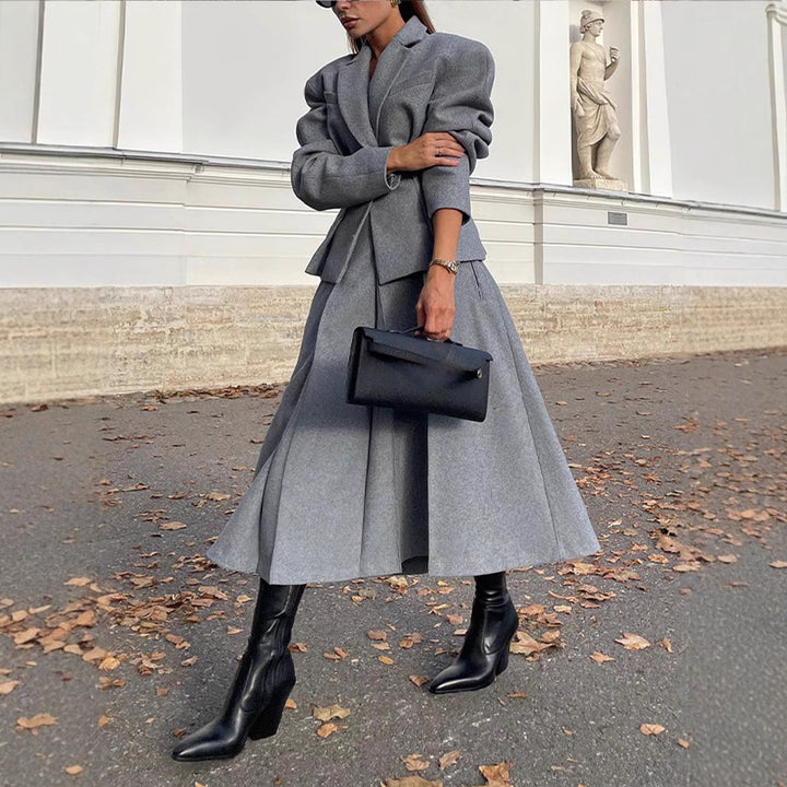 Oversized wool jacket for women in modern style Lune London