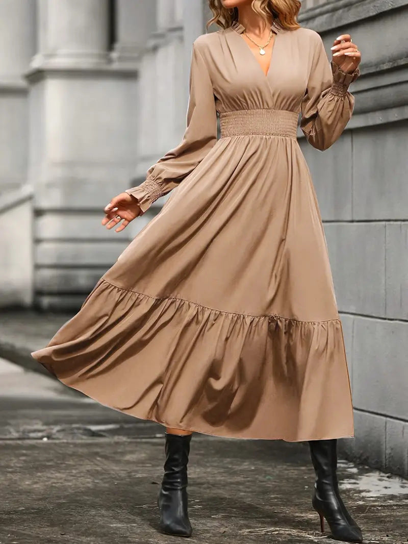 Maxi dress for women with an elegant V neckline and voluminous sleeves Lune London
