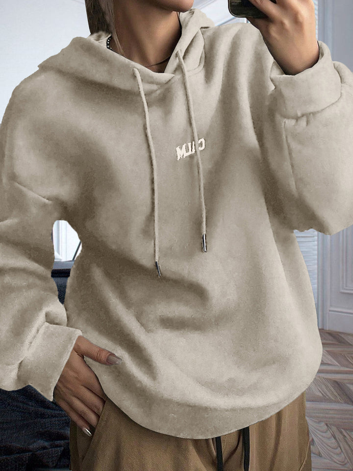 Sweat à capuche pour femmes avec lettrage motivant et coupe confortable Chic & Stil