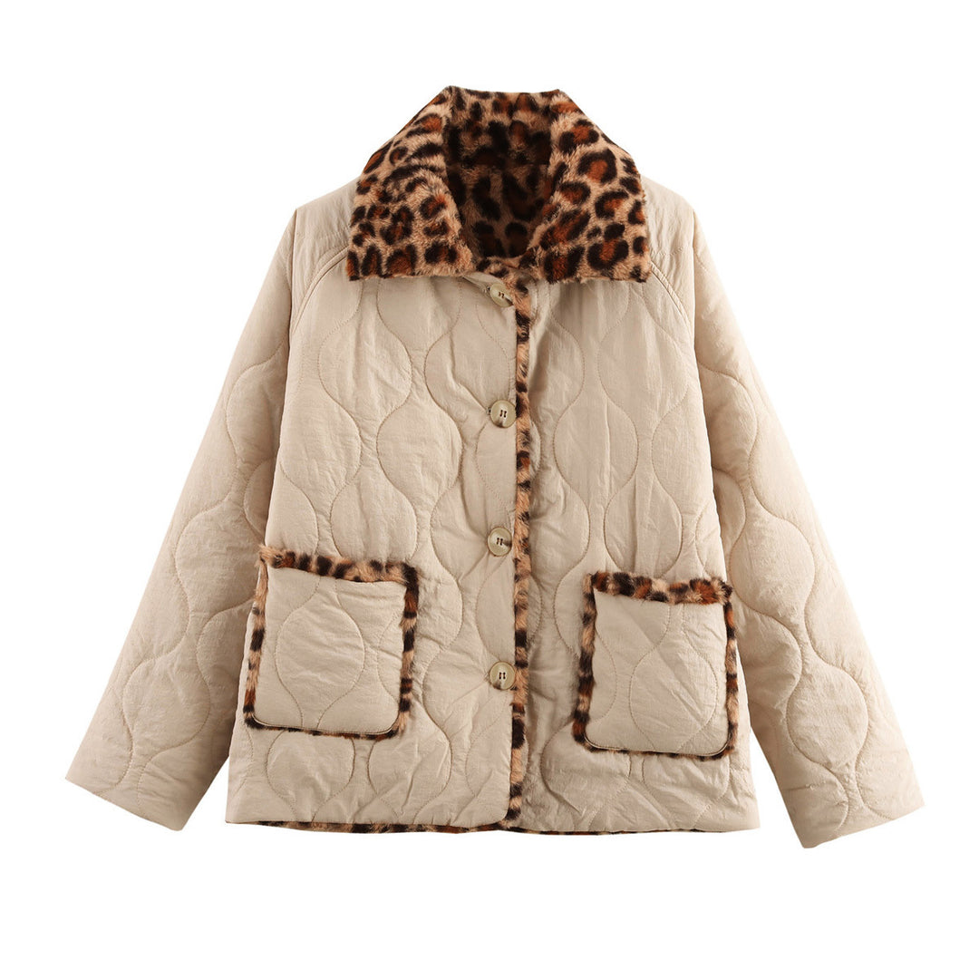 Quilted jacket for women with faux fur collar and practical pockets Lune London