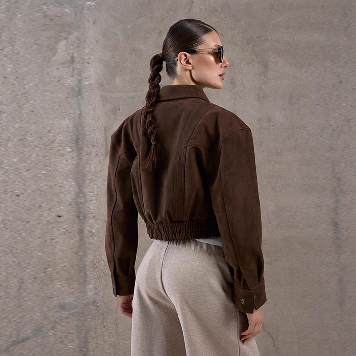 Cropped suede jacket for women with practical pockets Lune London