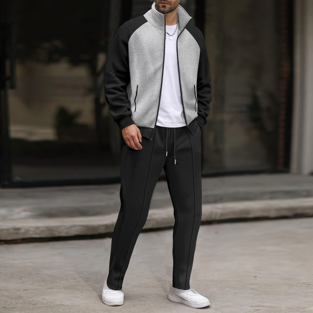 Men's sport jacket and pants set with textured design Lune London