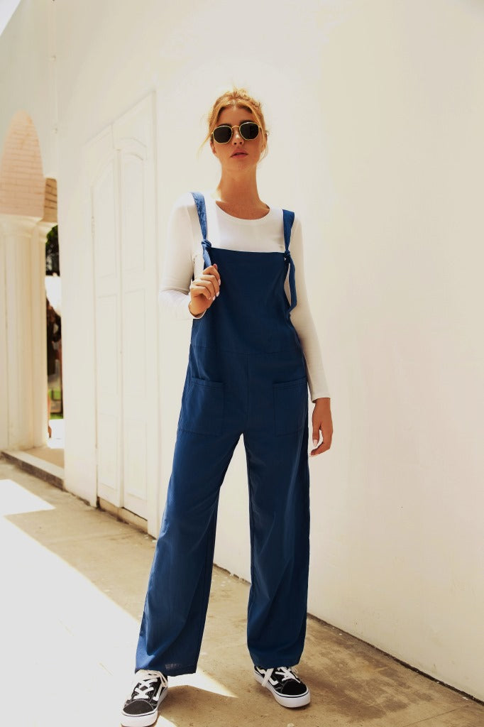 Ladies Casual Wide Leg Jumpsuit with Practical Pockets Lune London