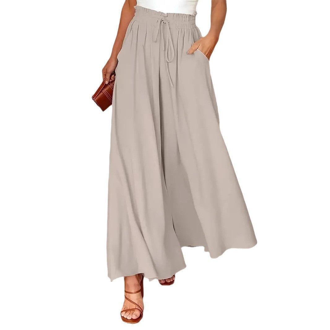 Loose-fitting leisure pants for women with an elastic waistband and side pockets Lune London