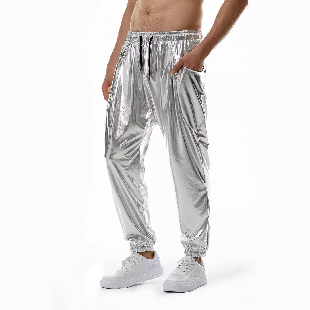 Shiny leisure pants for men with practical side pockets and an elastic waistband Lune London