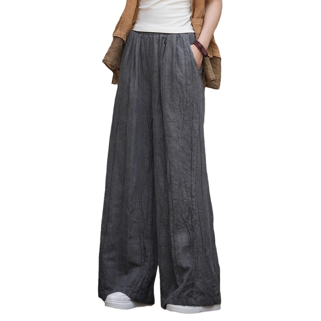 Loose linen pants for ladies with an elegant texture Lune London